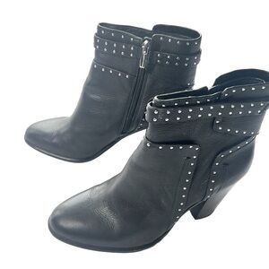Vince Camuto Faythes Leather Silver Studded Ankle Boots in Black Size 8.5